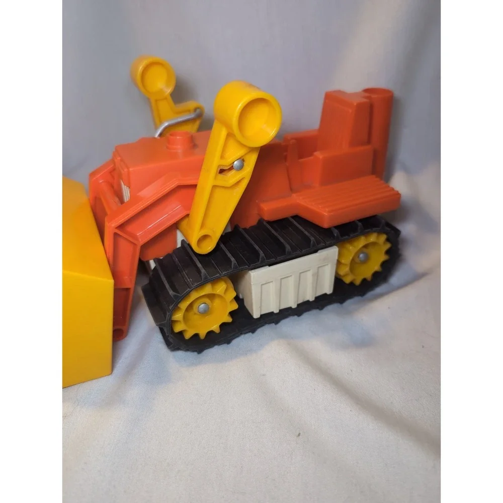 Vintage 1979 Fisher Price Husky Helper Bulldozer #329 Original Tracks